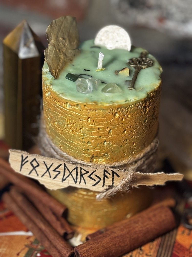 Ritual Rune Candle — Infinite Abundance