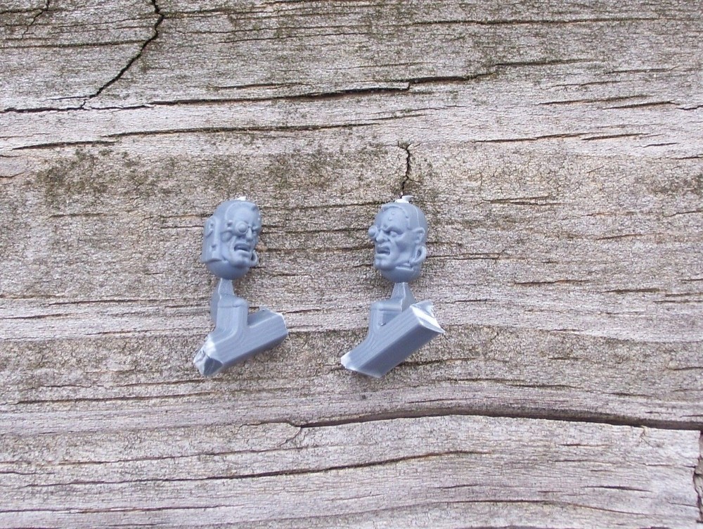 40K Dark Angels OLD Deathwing Command Head Bare Sgt Head Bits 2 Bitz OOP