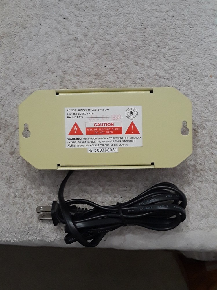 RCA Model VH121 VHF / UHF / FM Amplifier