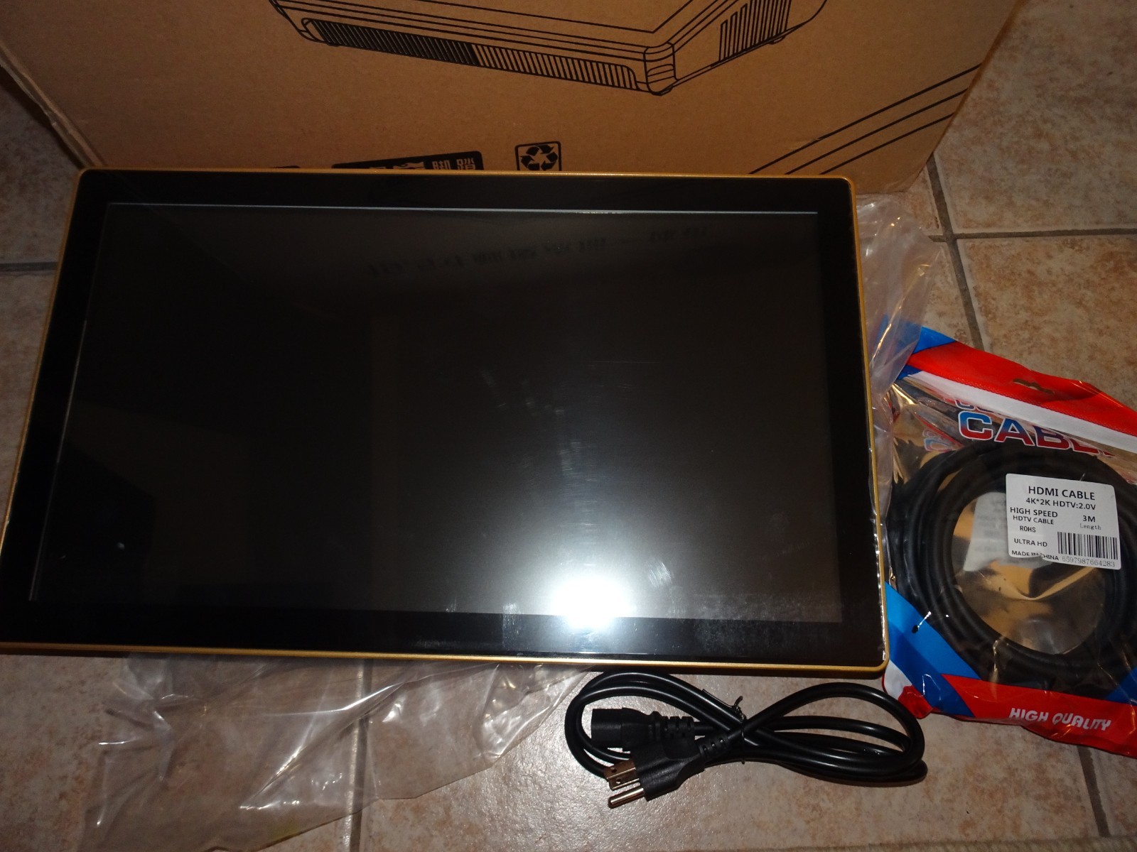 19.5" Touch Screen Karaoke / Media Player All-in-One System 19.5 吋触摸点播一体卡拉OK