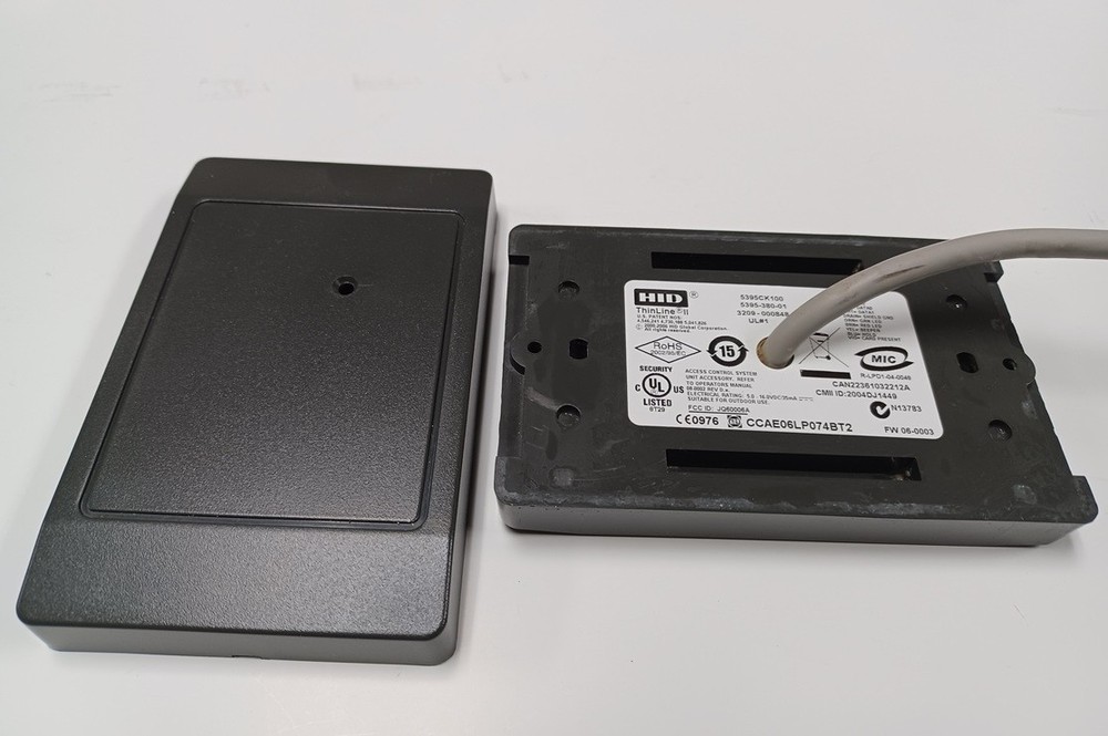 HID 5395CK100 ThinLine II Wall Switch Reader, Black or Gray, Used.