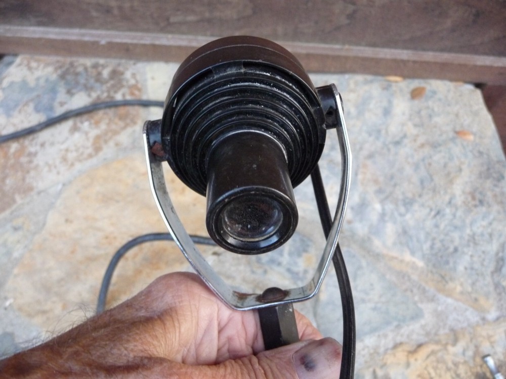 AMERICAN OPTICAL UNIVERSAL ILLUMINATOR LIGHT SOURCE MODEL #359 WORKS