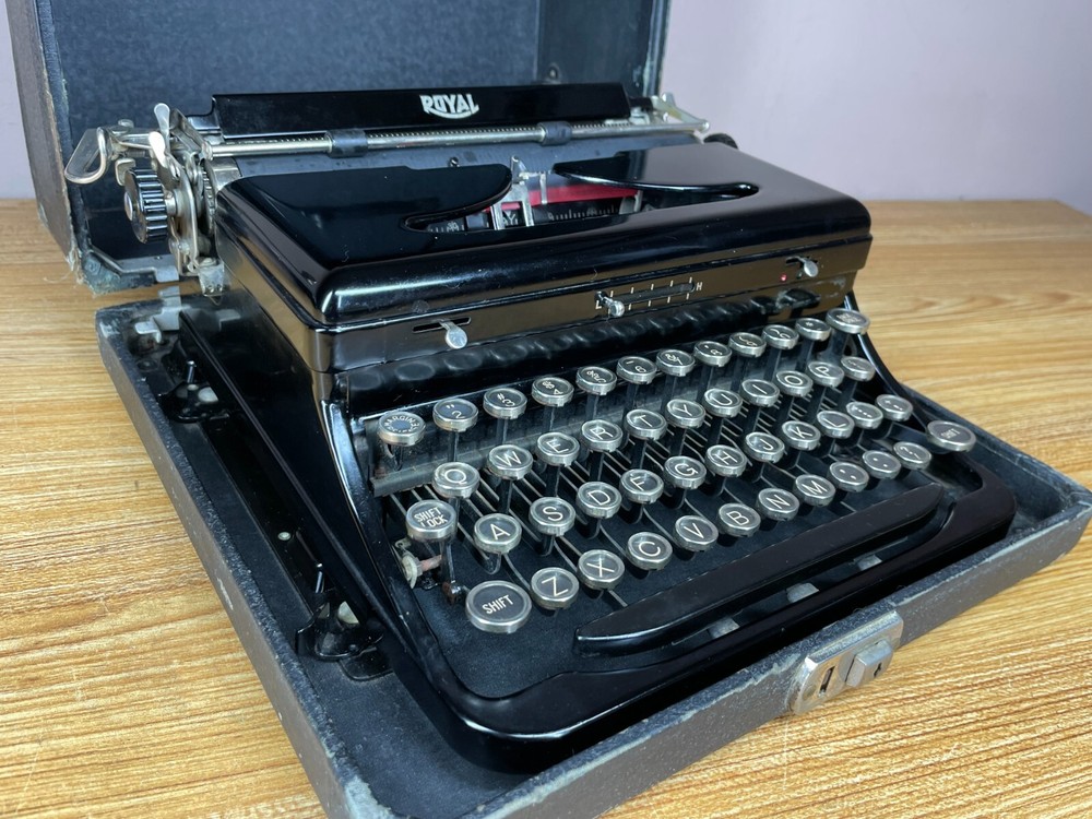 Front Feeder Rollers for Early Royal Portable Typewriters (Set of 2)
