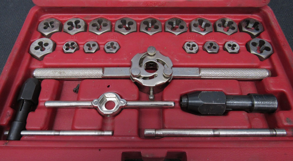 MAC Tools TD41SAES-US 41-PC. SAE Tap and Hex Die Set