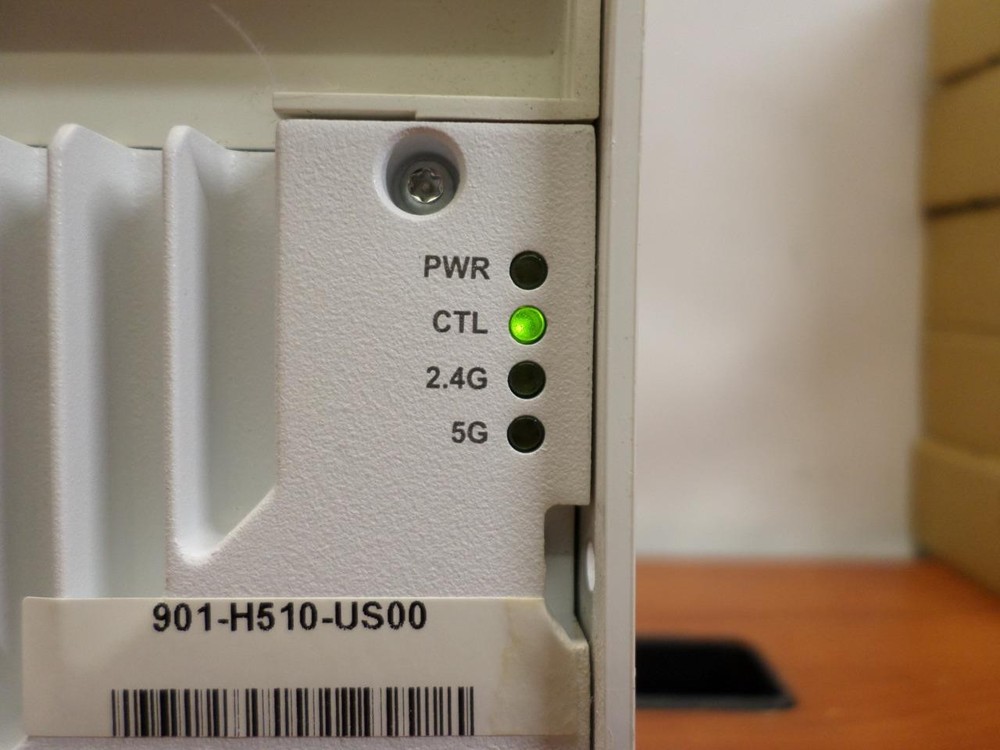 Ruckus H510 Wireless Access Point _ NO Mounting bracket