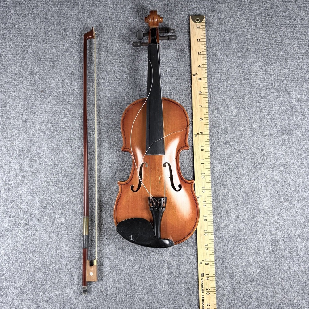 Student Violin with Case - needs new strings