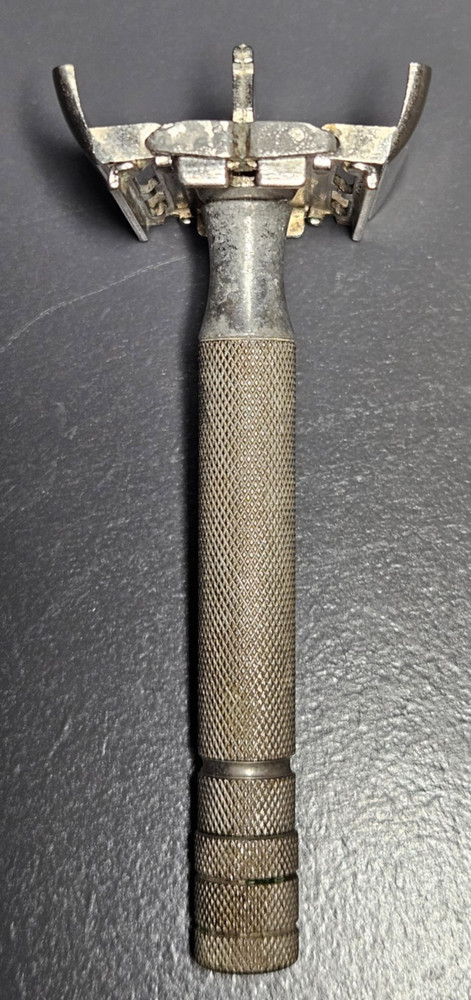 Vintage Gillette Safety Razor Code X-4 Super Speed circa 1952 TTO