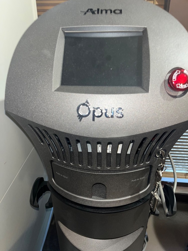 2022 Alma Opus with Accessories