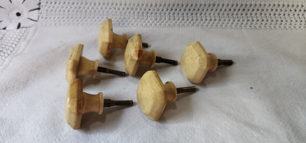 Reclaimed lot of 6 Bakelite Plastic Bone ? knobs hardware Deco drawer pull LOT24