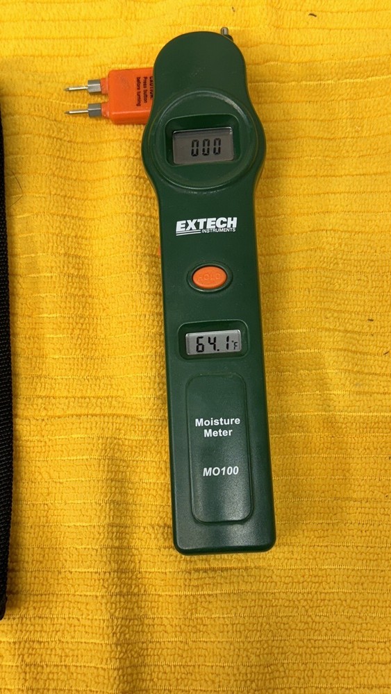Extech Instruments Model MO100 Pocket Moisture Meter W/ Case Works Great 🔥🔥