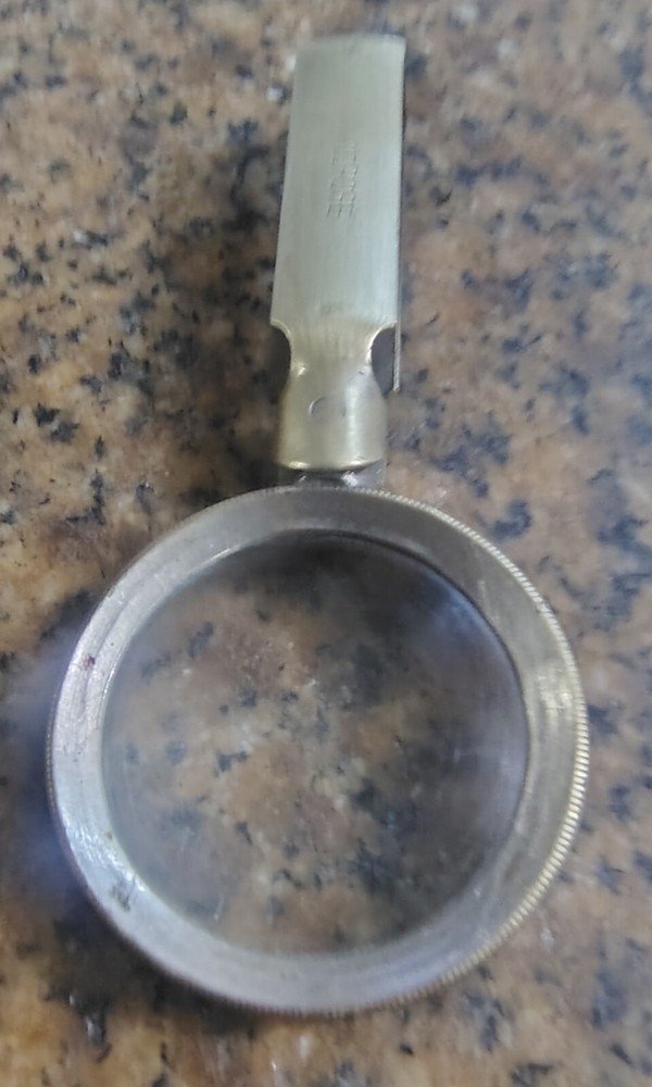 🗽 VINTAGE DEPOSE MAGNIFYING GLASS 🔍