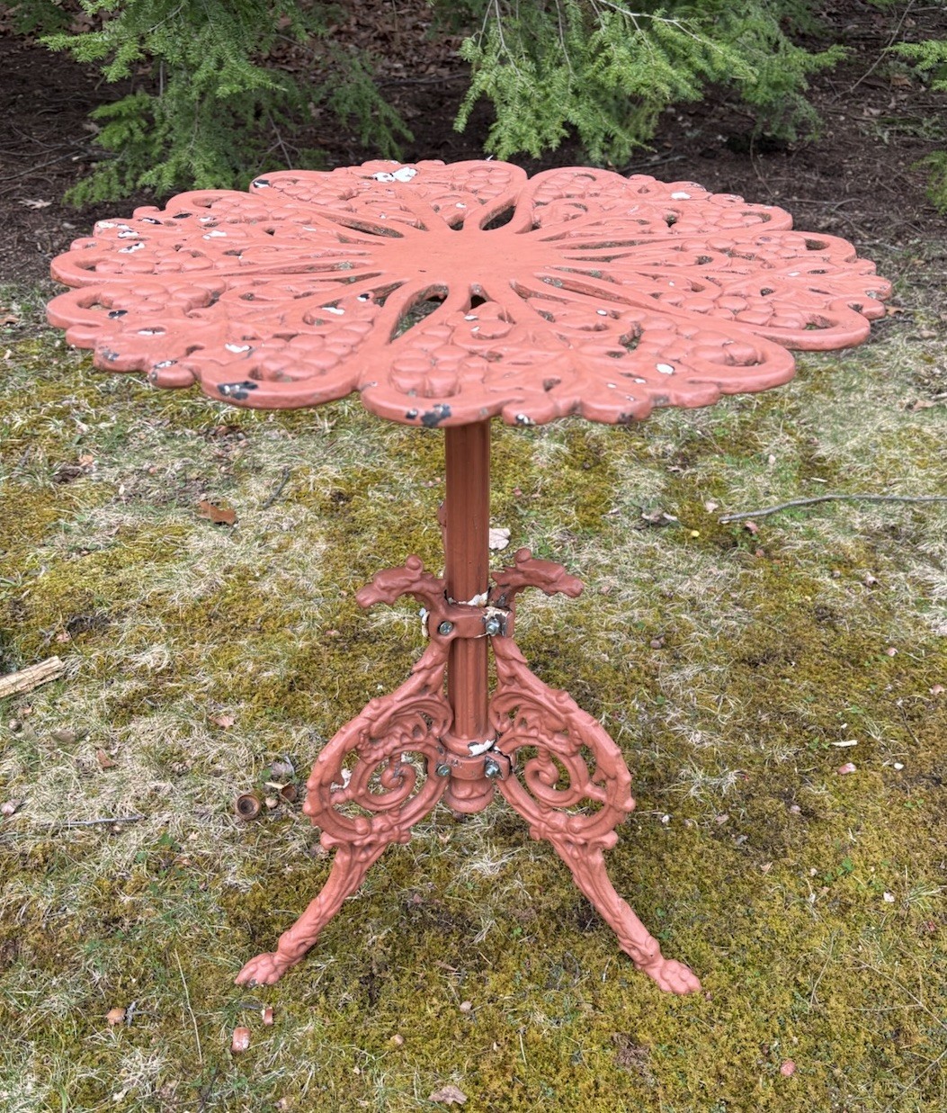 Vintage Victorian Grape Vine Cast Iron Patio Bistro Table GRIFFIN LEGS Garden