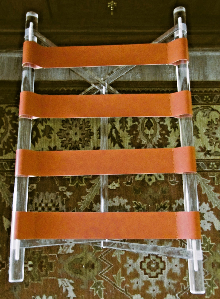 Acrylic Luggage Rack Foldable Suitcase Stand with Leather Straps