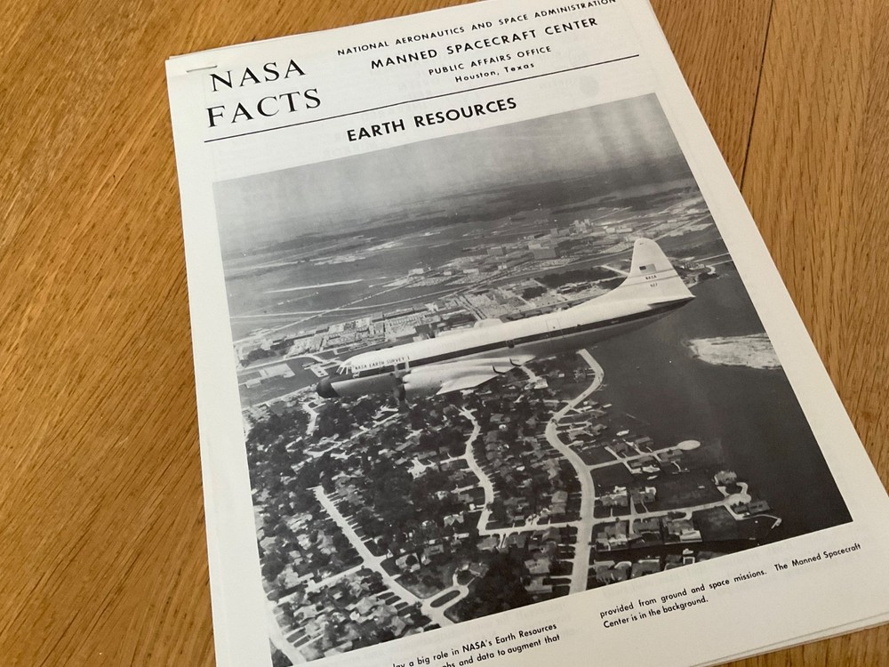 1970’S NASA SPACE CENTRE FACTS SHEET, ‘EARTH RESOURCES’