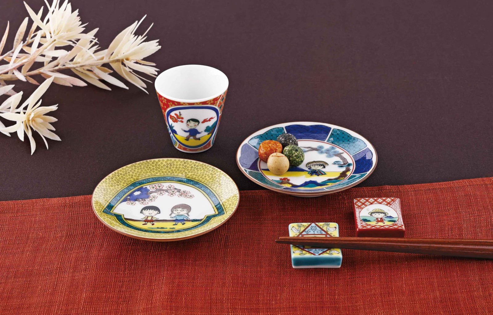 Chibi Maruko-chan Kutani Ware Ochoko Sake Cup 1.9oz Ceramic