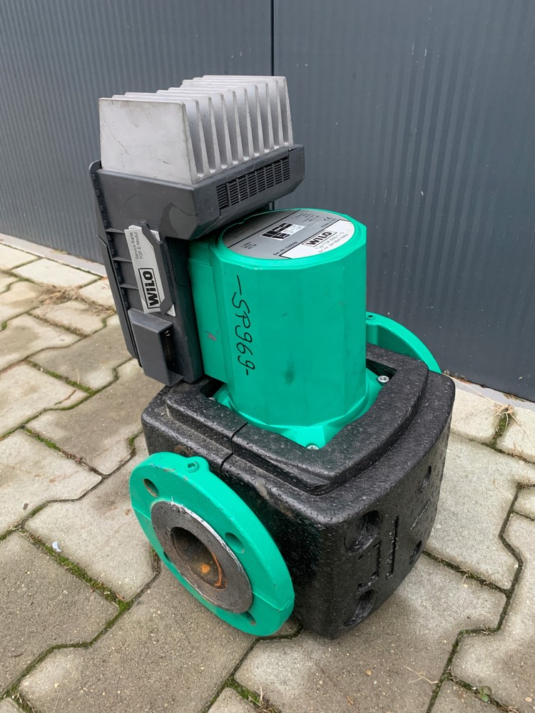 WILO circulation pump type: TOP-E50/1-10 2018547