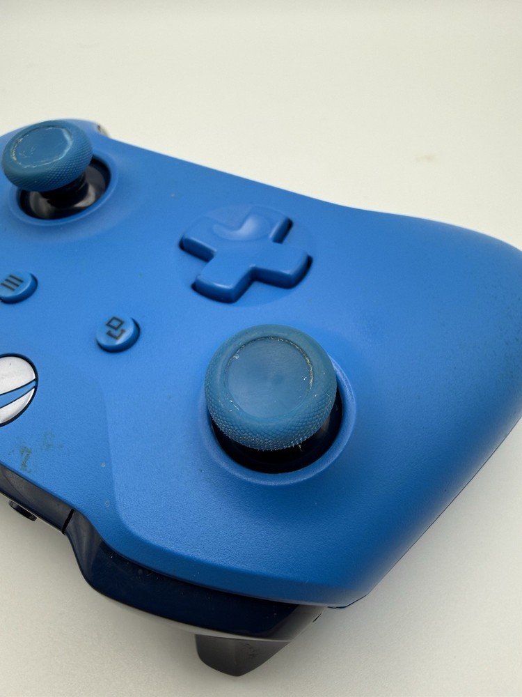 Official Microsoft Xbox One Wireless - Blue