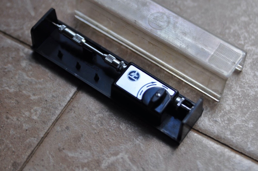 Bolex Mechanical Shutter Release adaptor for Bolex H16 Ref
