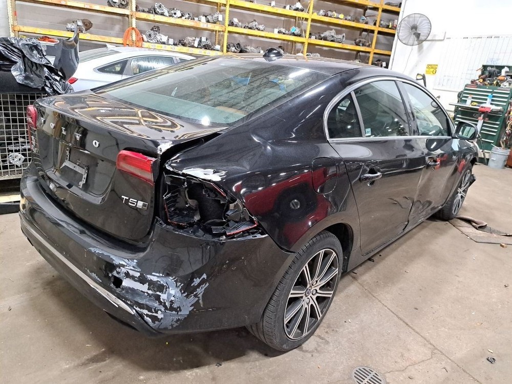 Rear 2016 S60 Camera/Projector Sku#4237696