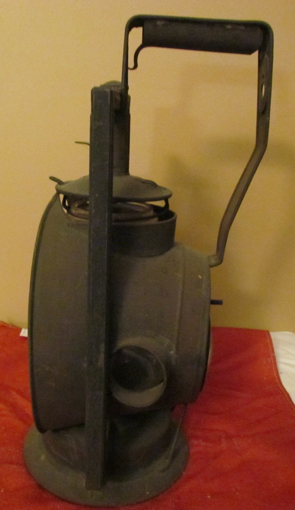 Antique Dietz Protector Trackwalker Railroad Lantern