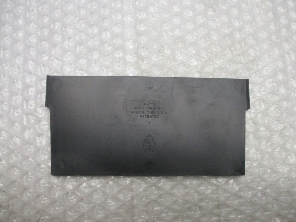 AKRO-MILS 40-130 DIVIDER NSNP