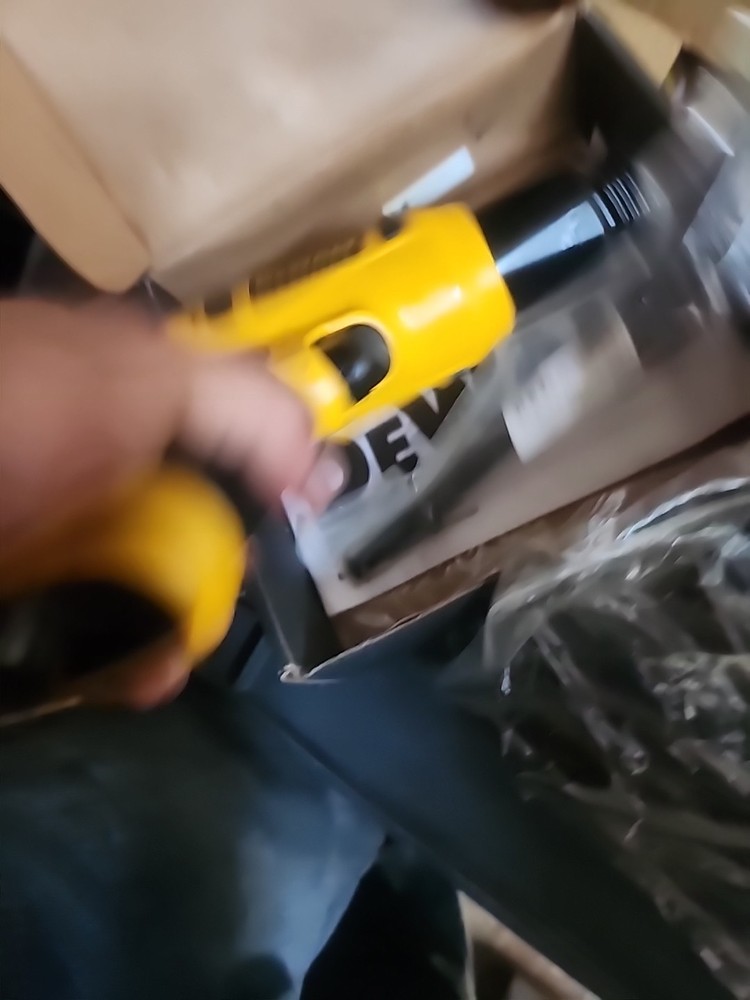 DEWALT DWMT70785 Pnuematic Air Chisel Hammer