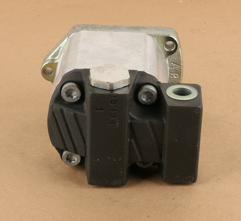 New 1-518-222-273 Rexroth Pump