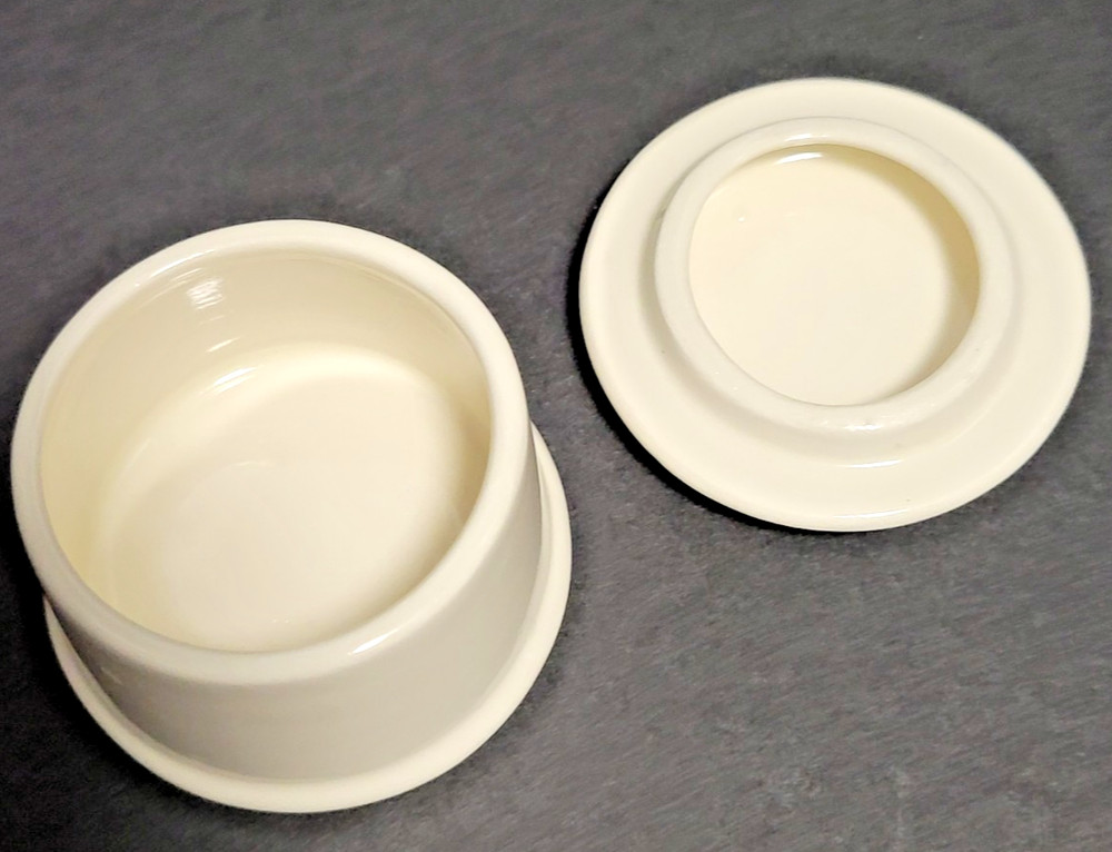 small trinket or ring dish