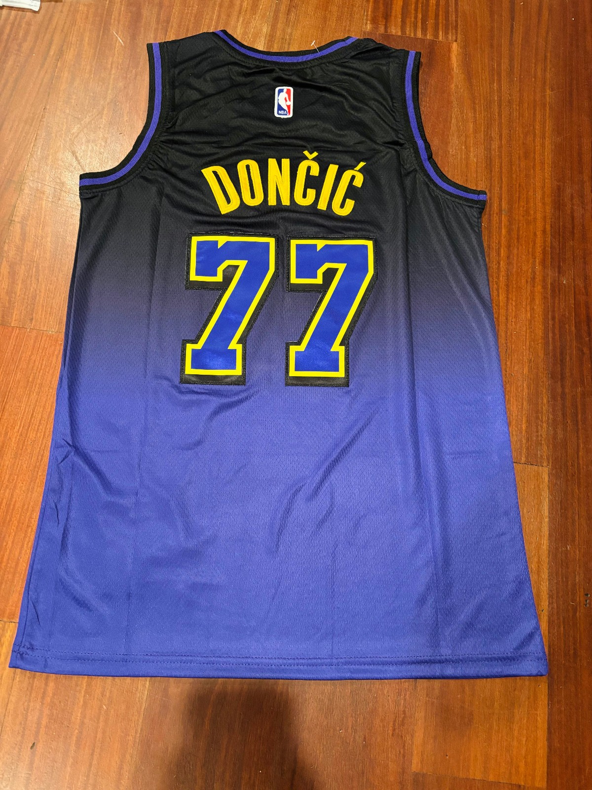 Luka Doncic #77 Stitched LAKESHOW Lakers Jersey