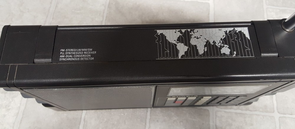 GRUNDIG SATELLIT 700 World Receiver (PLEASE READ)