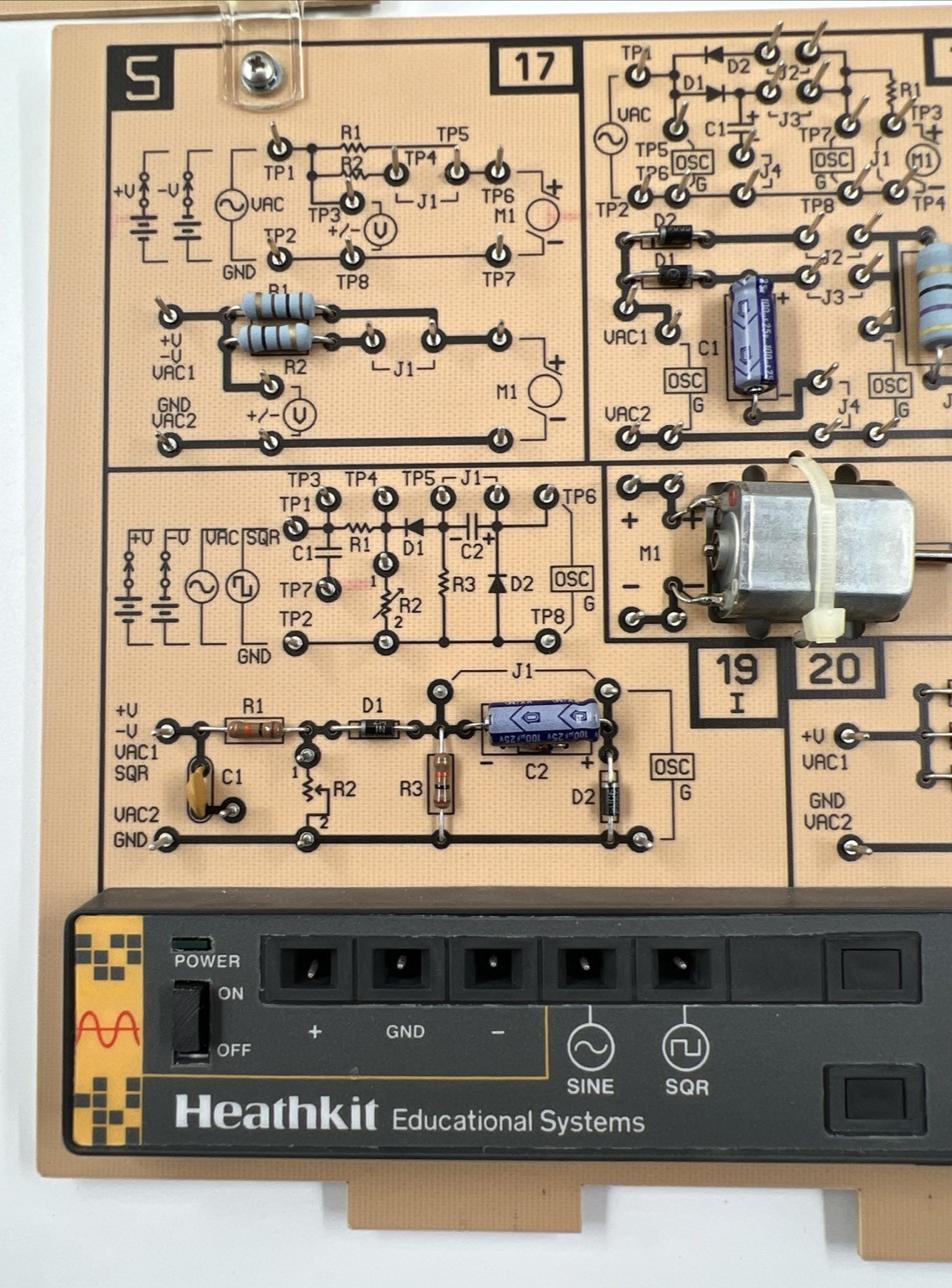 Heathkit Educational Systems ETB 6102 AC Electronics 5 Circuit boards w/Case