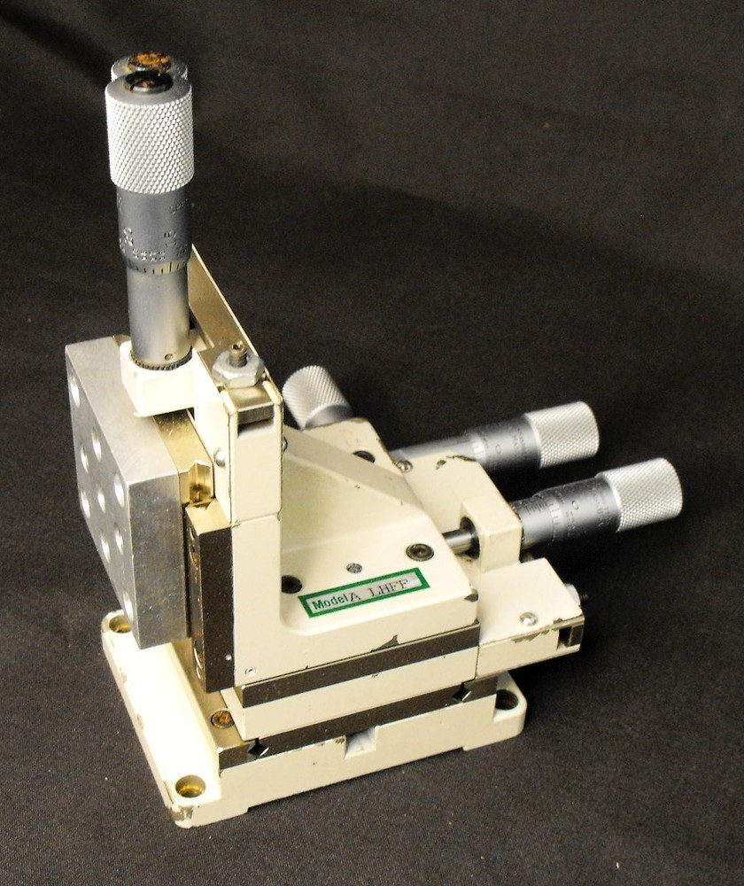 Nice LINE TOOL CO. DUAL MICROMETER FINE FOCUS 3-AXIS LINEAR STAGE Model A LHFF