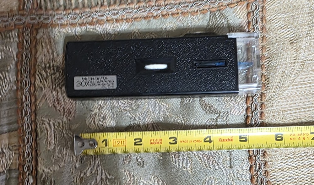 Micronta 30X Illuminated Microscope WORKS!