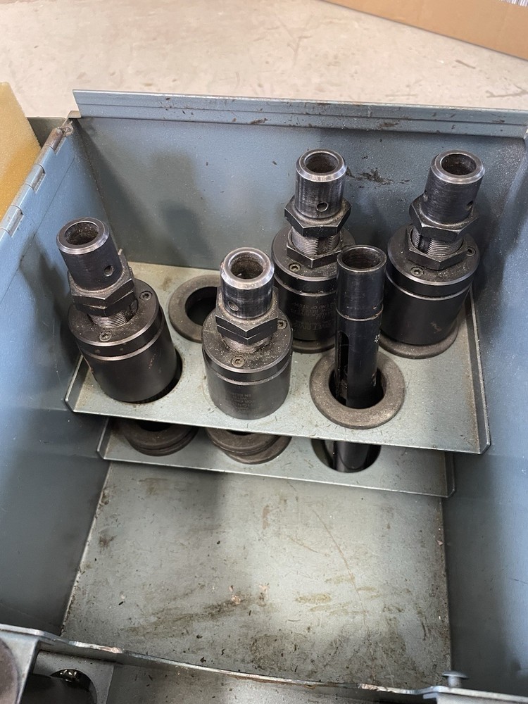 G740 CHERRY RIVETER RIVET GUN