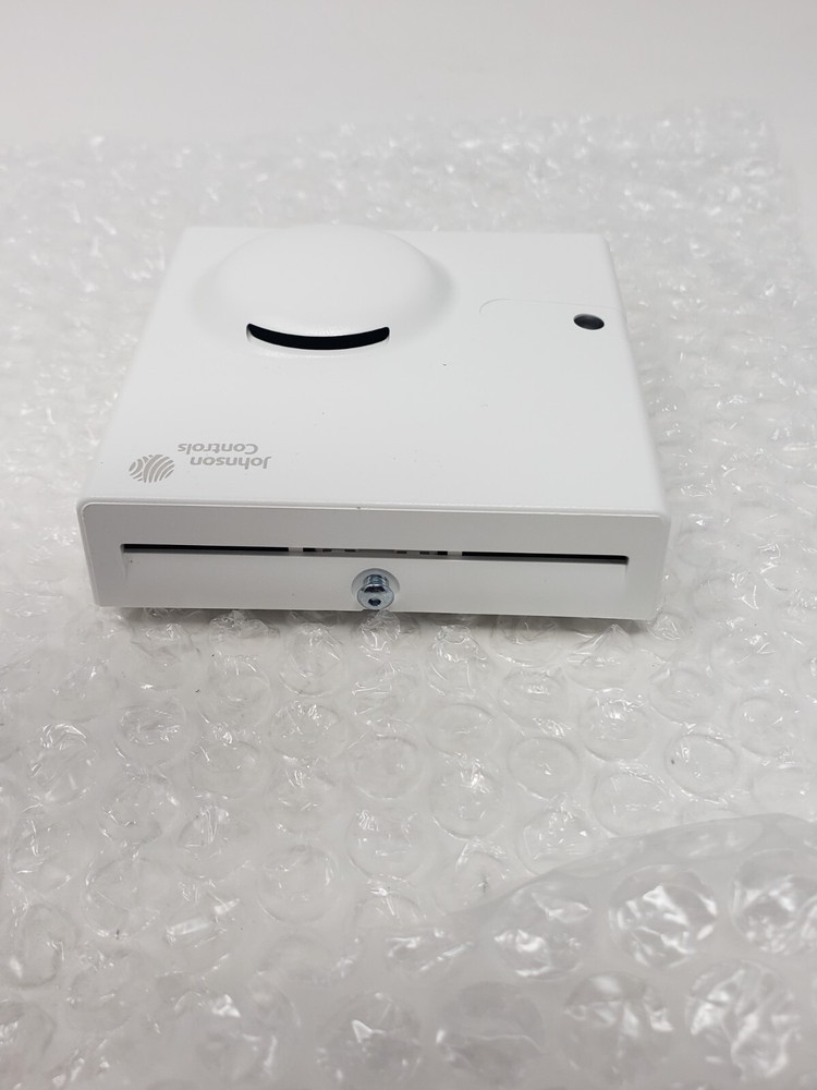 Johnson Controls HE-68N3-0N00WS Wall Mount Temperature Sensor
