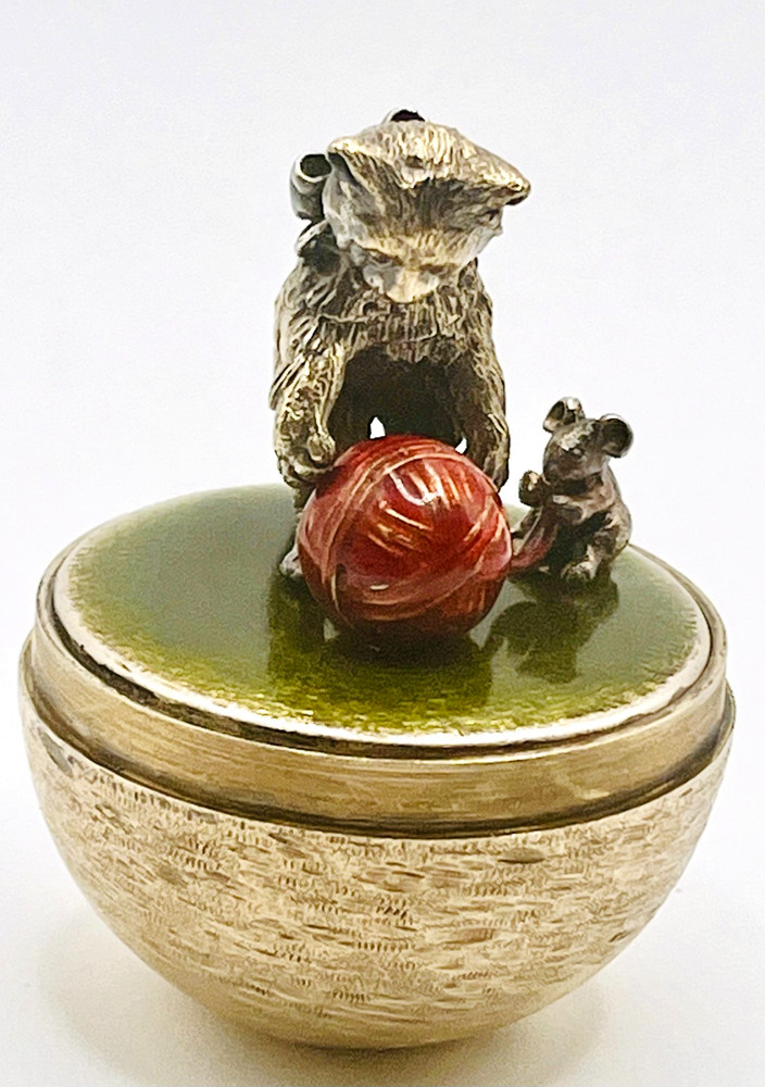 1986 London Hallmarked Stuart Devlin Silver Gilt Kitten Egg + Box + Receipt