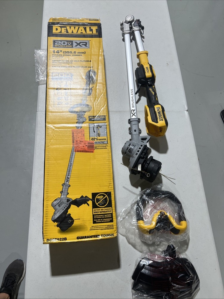 [Open-Box] (DCST922B) DeWalt 20V MAX XR Brushless Folding String Trimmer