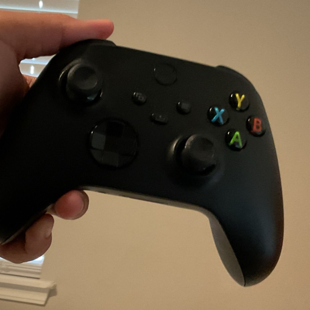 Microsoft Wireless Ergonomic Controller Black for Xbox Series X|S broken