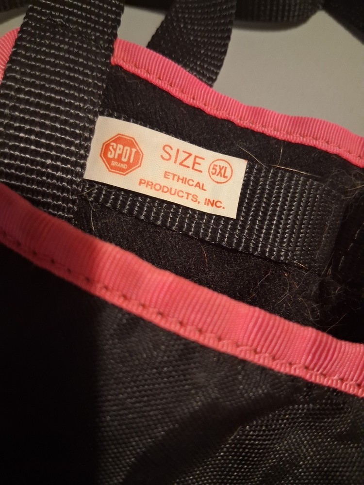 Spot Brand, Lined Nylon Muzzle, Black/Pink Size 5XL