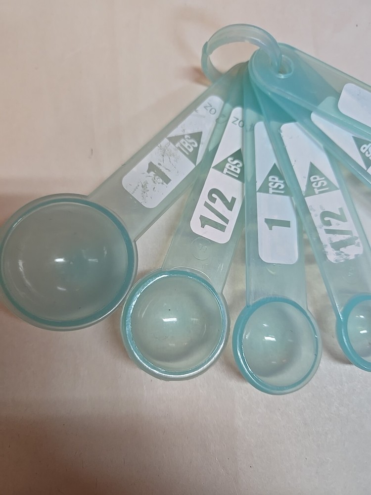 Six Piece Blue Measuring Spoon Set