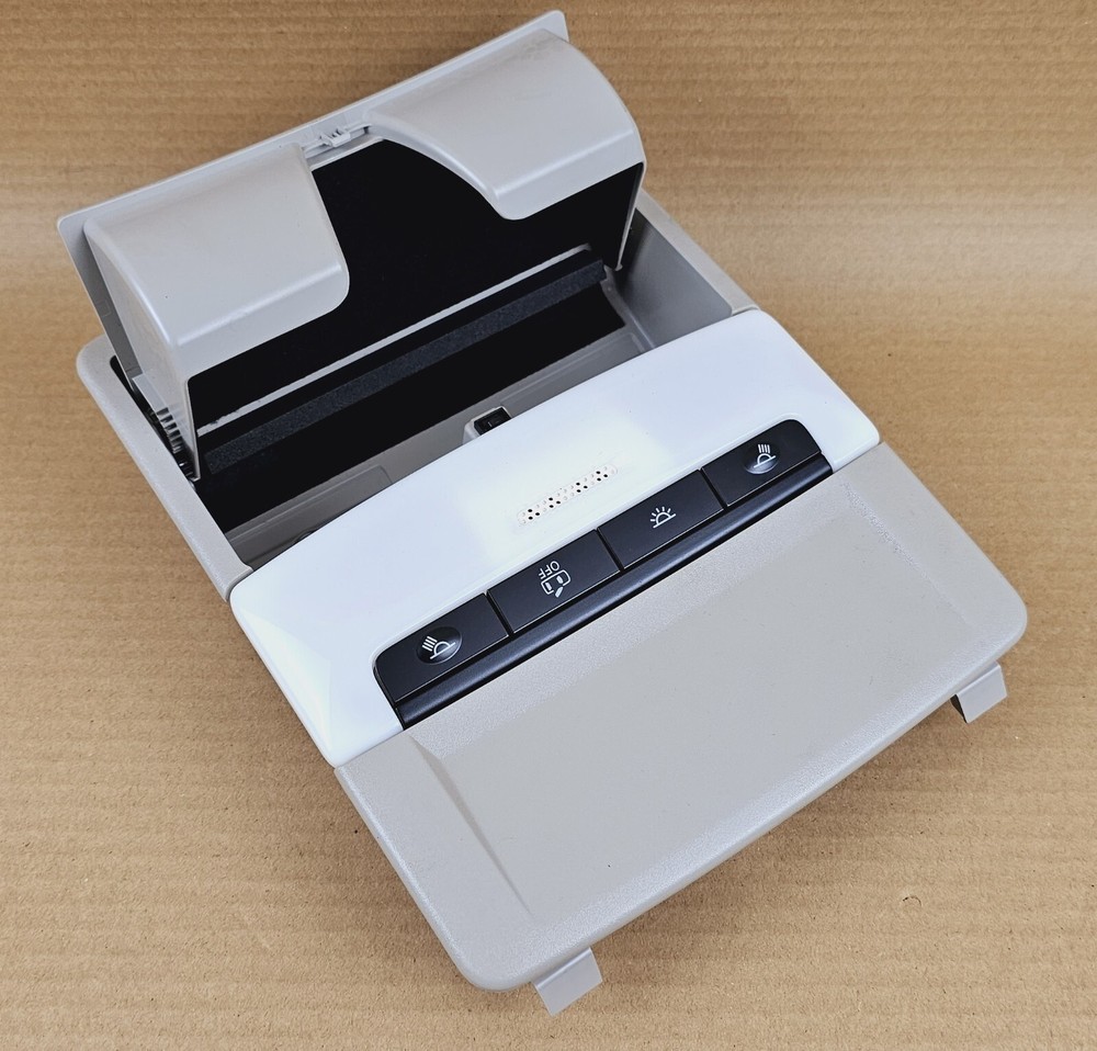 26430-6CA0A Nissan Altima 2019-2023 Over head Dome Light Console Switch OEM USED