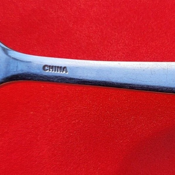 Oneida JENNIFER 18/10 China Glossy Silverware CHOICE Flatware