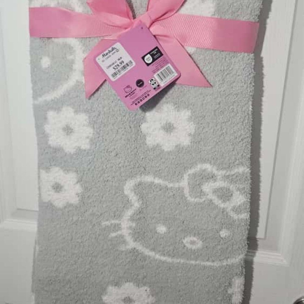 Hello Kitty Blanket Brand New