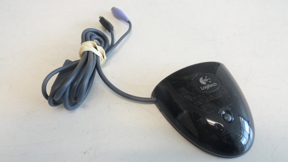 BB5:  LOGITECH C-BD9-DUAL Cordless Mouse and Keyboard Receiver