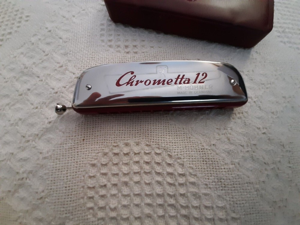 Hohner Chrometta 12 Harmonica
