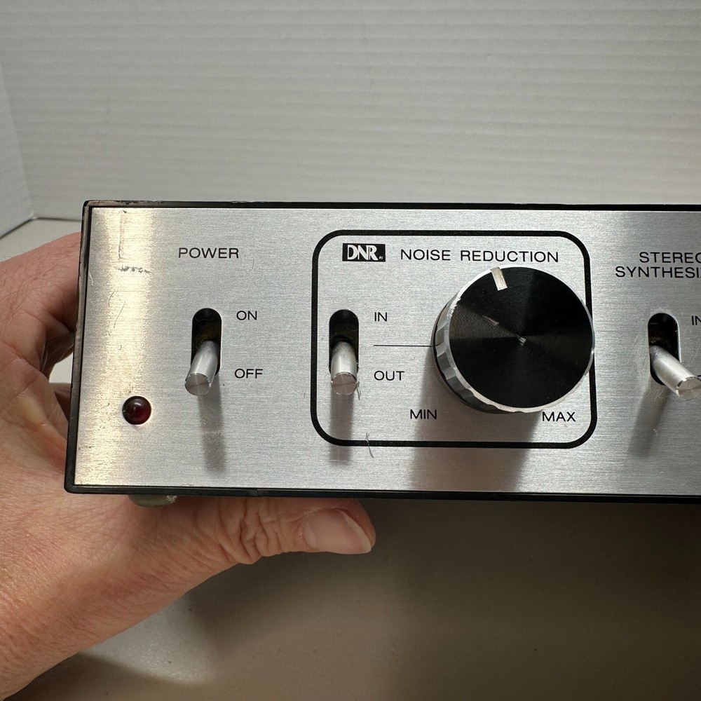 VTG TDP Video Sound Processor Model # VSP-1 Powers On