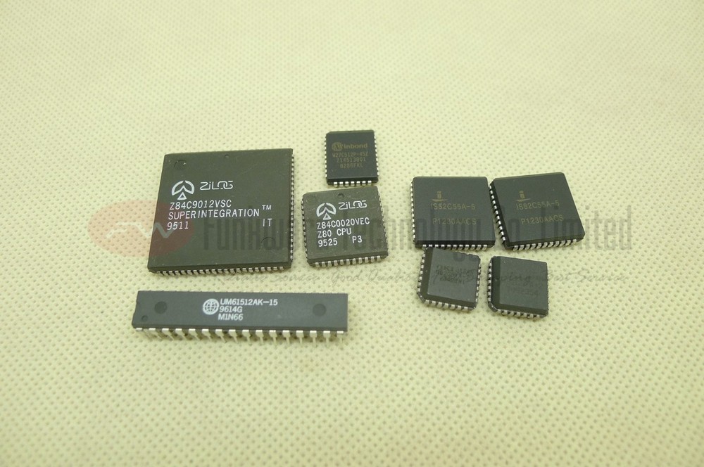 Z80 IC Chipset CPU KIO SRAM EPROM 8255 8251 Kit PLCC Version