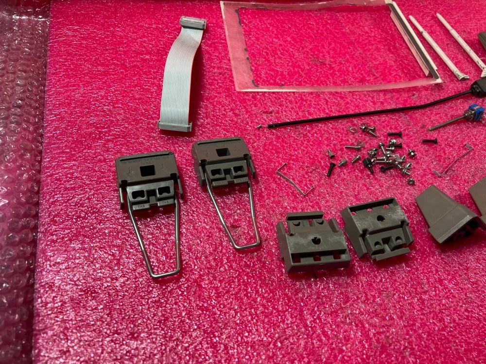 Agilent HP 1670D Deep Memory Logic Analyzer Accessories - Handles - Legs