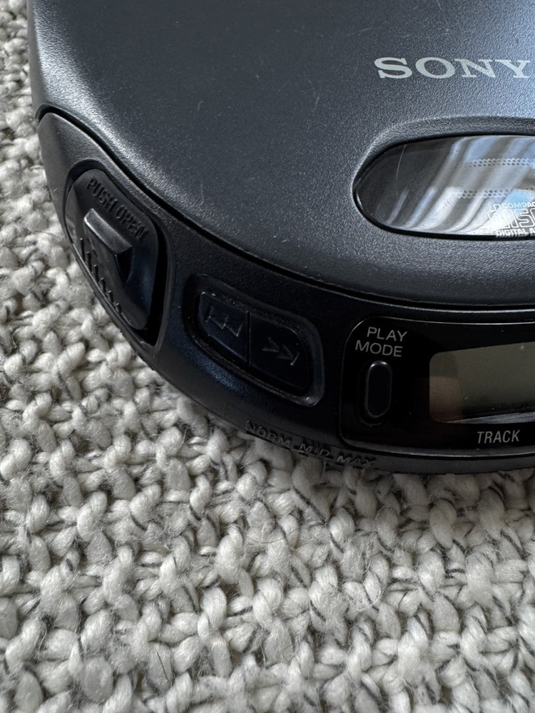 SONY Discman D-151 Portable CD Player, Tested, Serviced, Fully Working