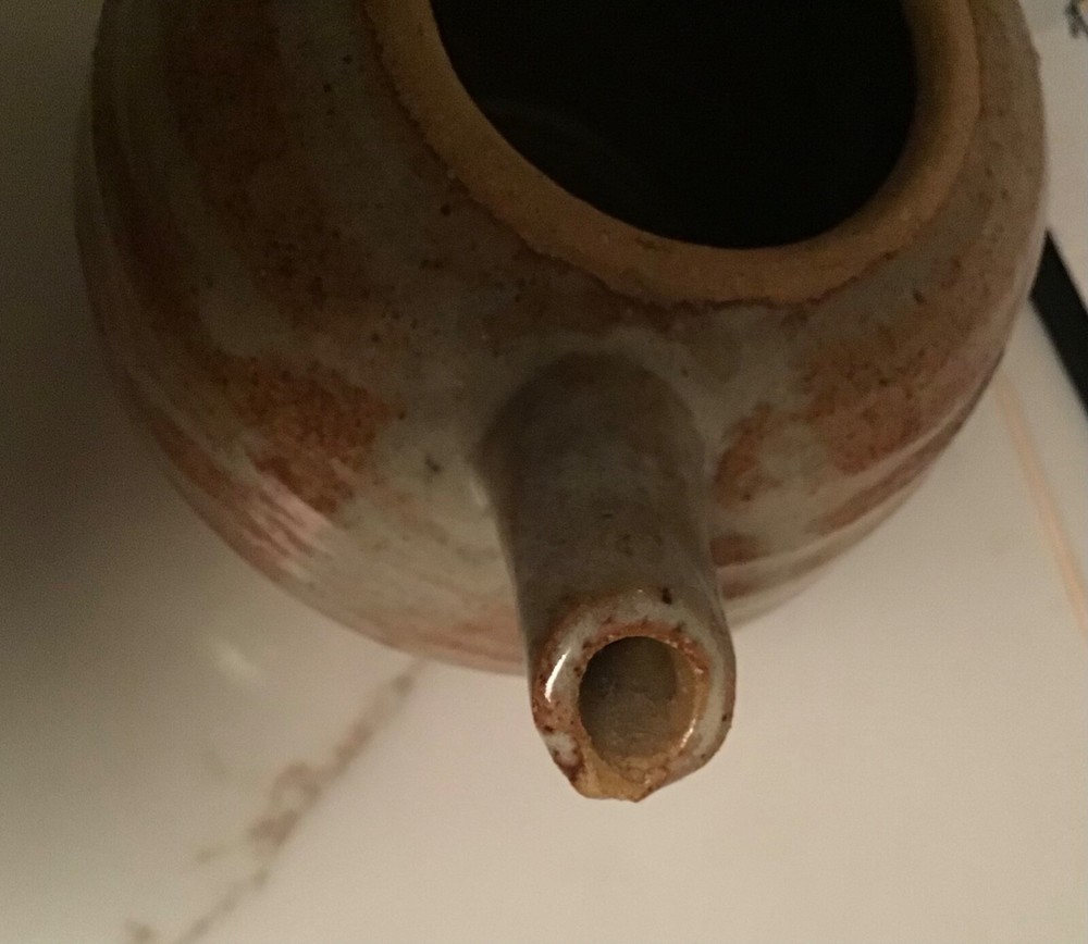 RABBIT TEAPOT BY RAY & BRENDA DAVIS